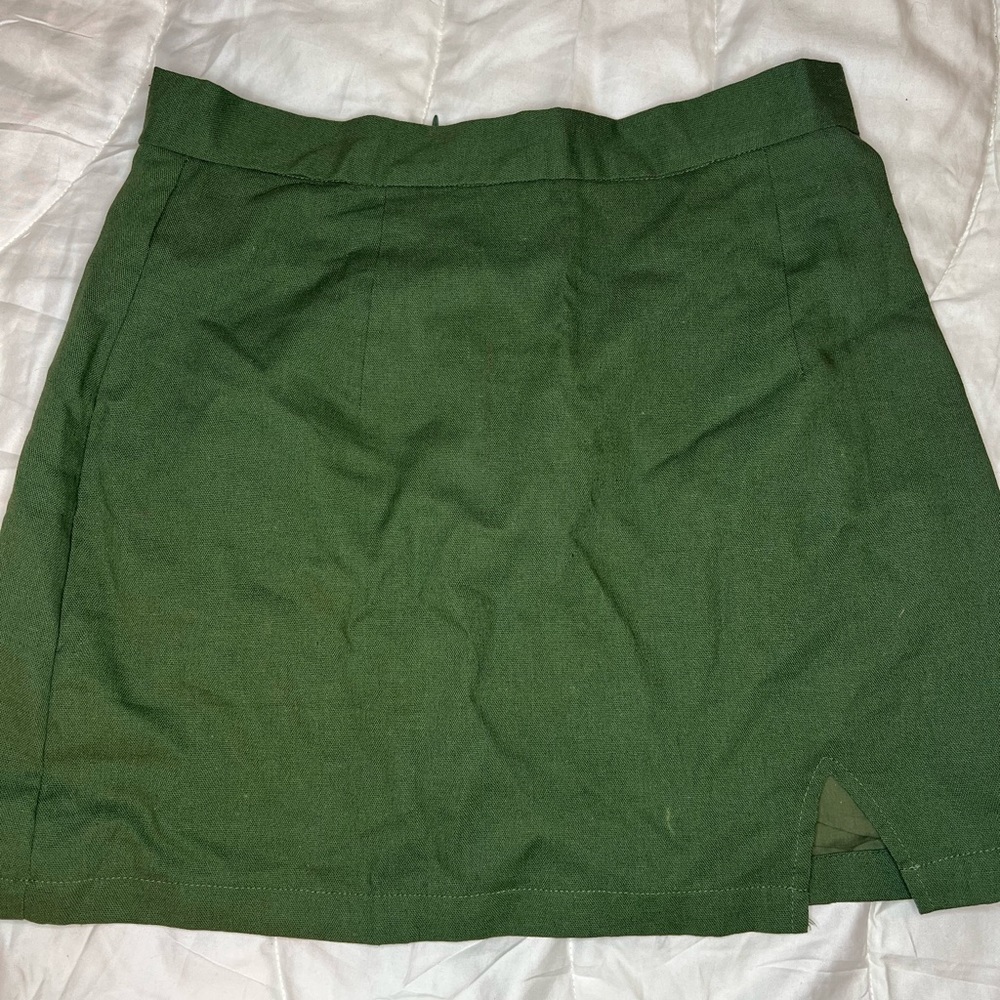 Olive mini skirt